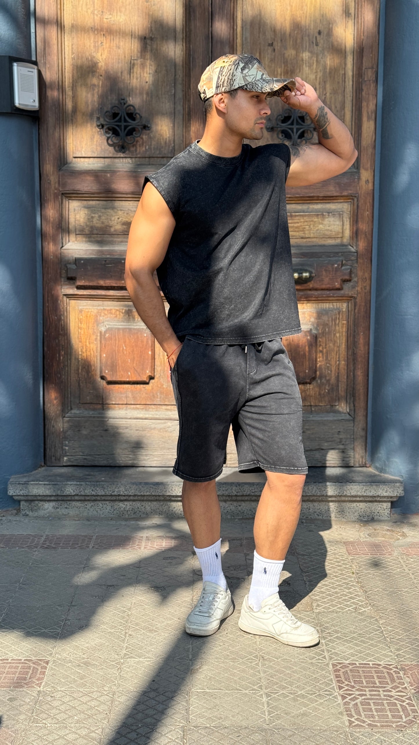 Polera sin mangas Acid Wash