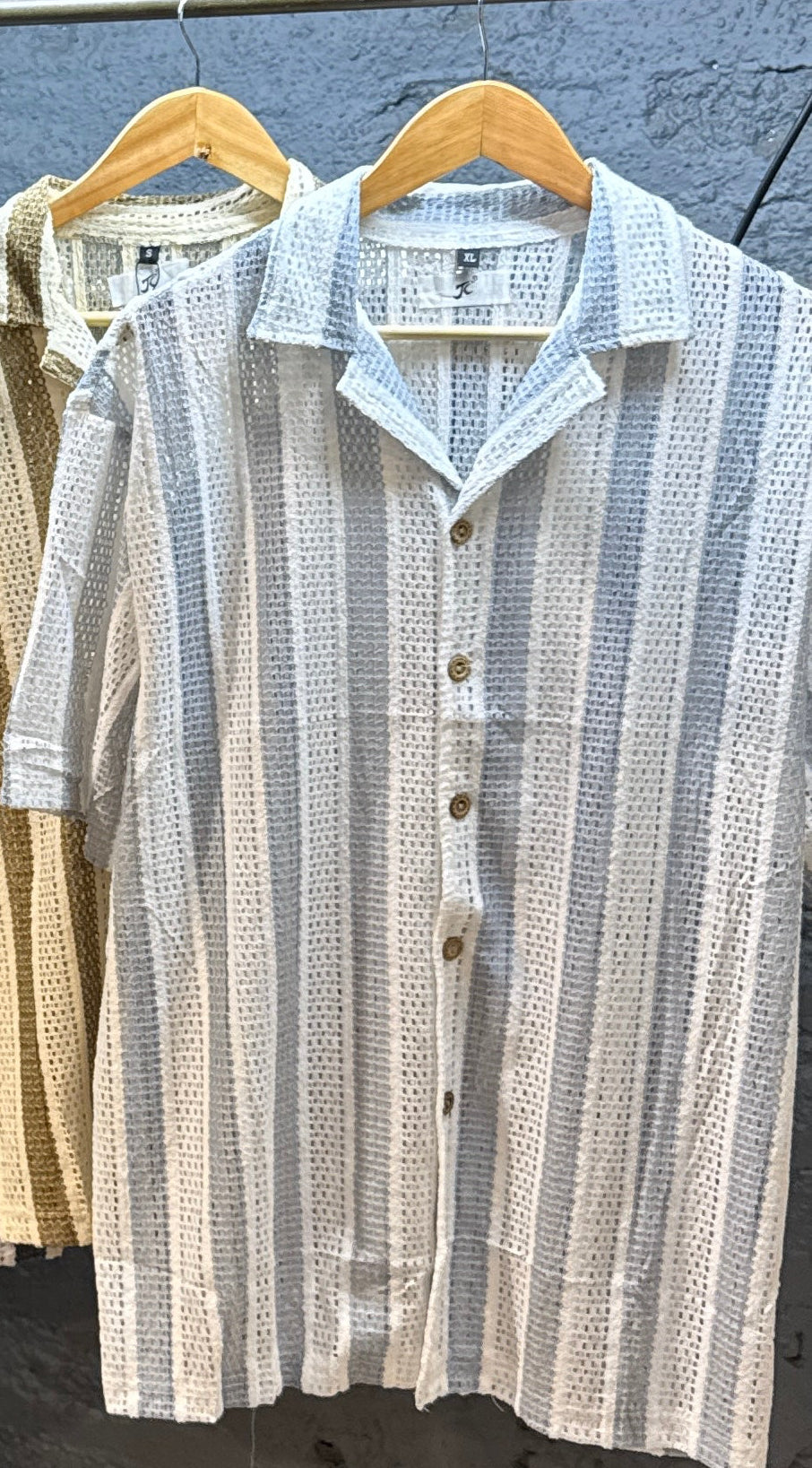 Camisa rayas malla celeste