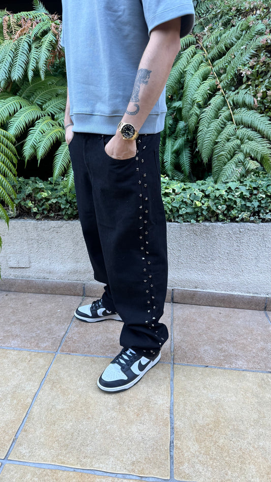 Pantalón tachas estrellas