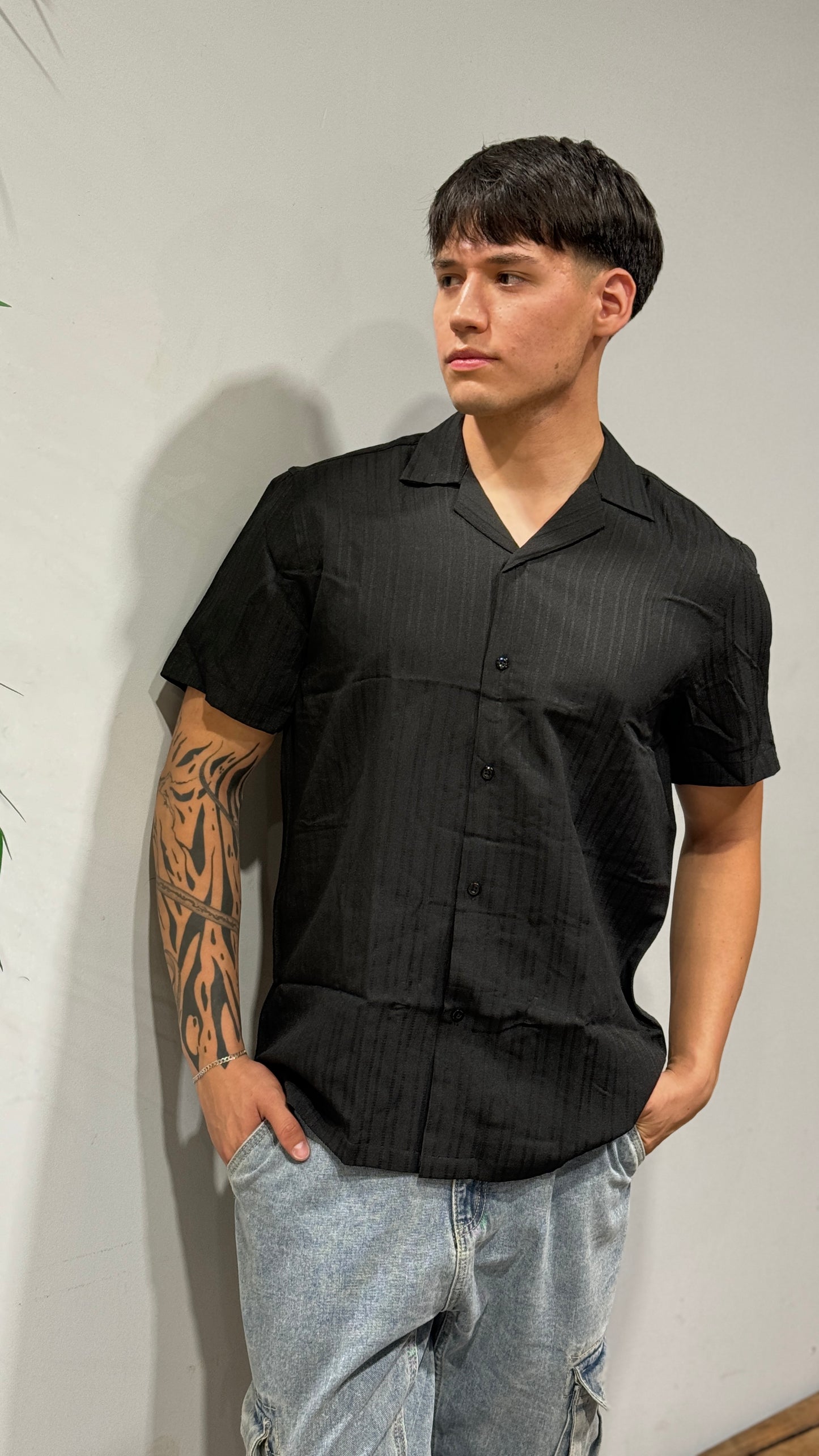 Camisa líneas